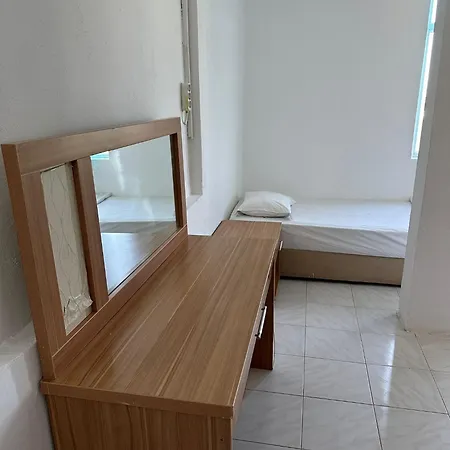Zuemruet Pansiyon Hotell *