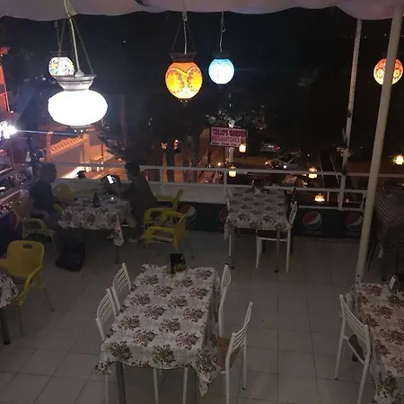 Hotell Zuemruet Pansiyon *