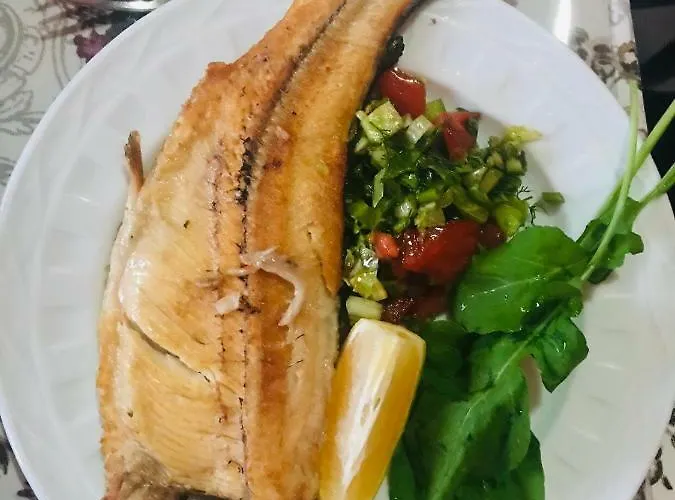 Zuemruet Отель *